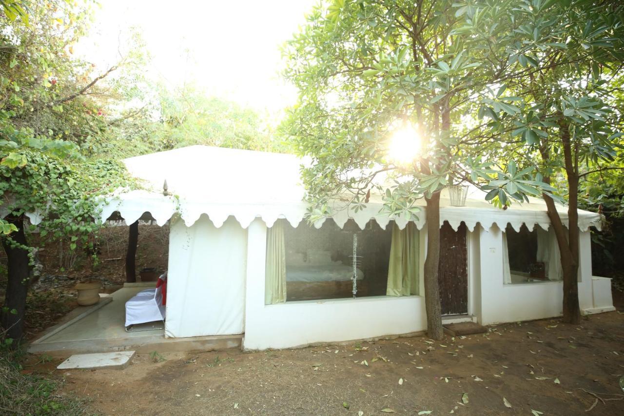 Lohagarh Fort Resort Kukas Extérieur photo