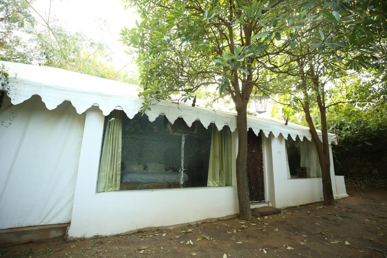Lohagarh Fort Resort Kukas Extérieur photo