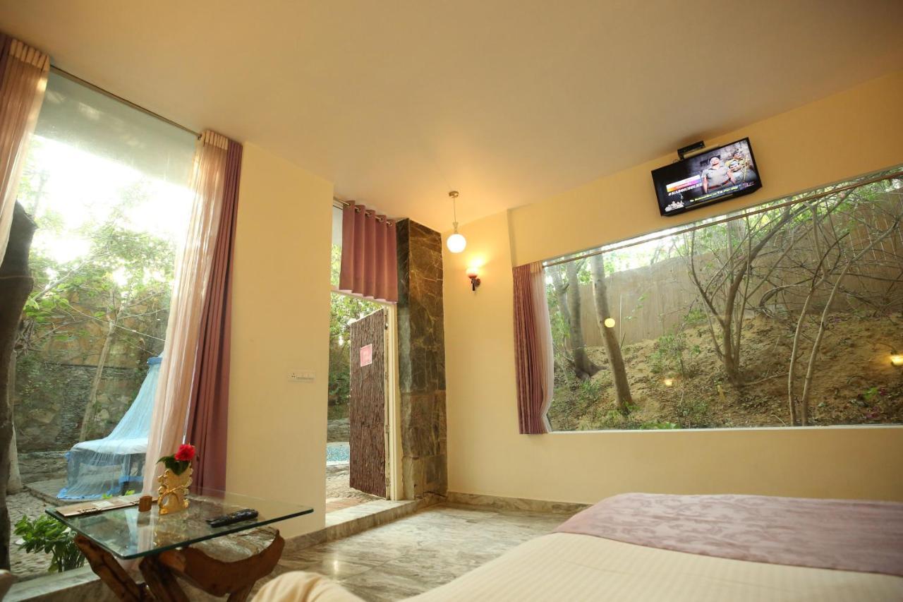 Lohagarh Fort Resort Kukas Extérieur photo